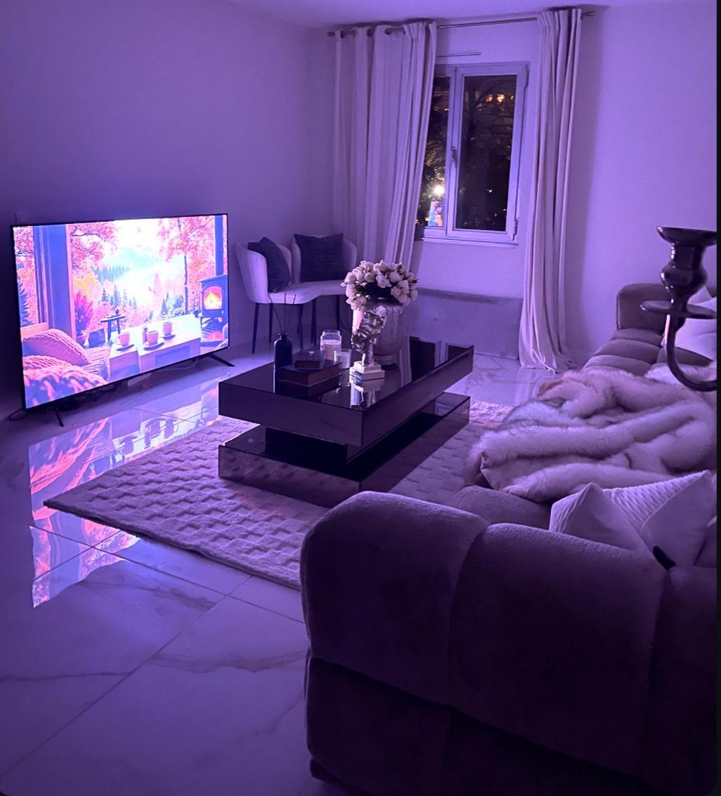 La Maison Du Luxe Ris-Orangis エクステリア 写真